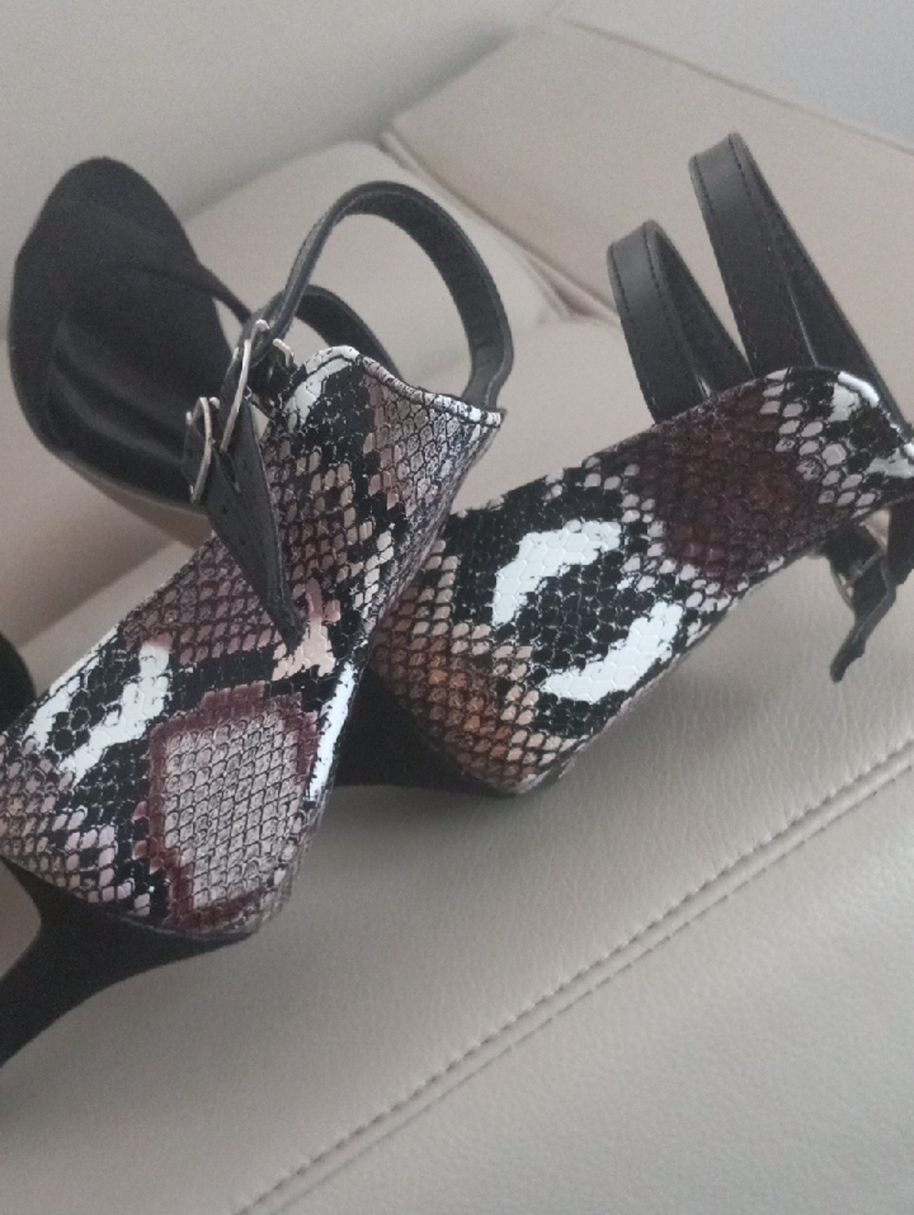 Black Suede & Snake-Print Ankle Strap Heels Size EU/ 40 Elegant & Sexy Heels - Picture 14 of 14